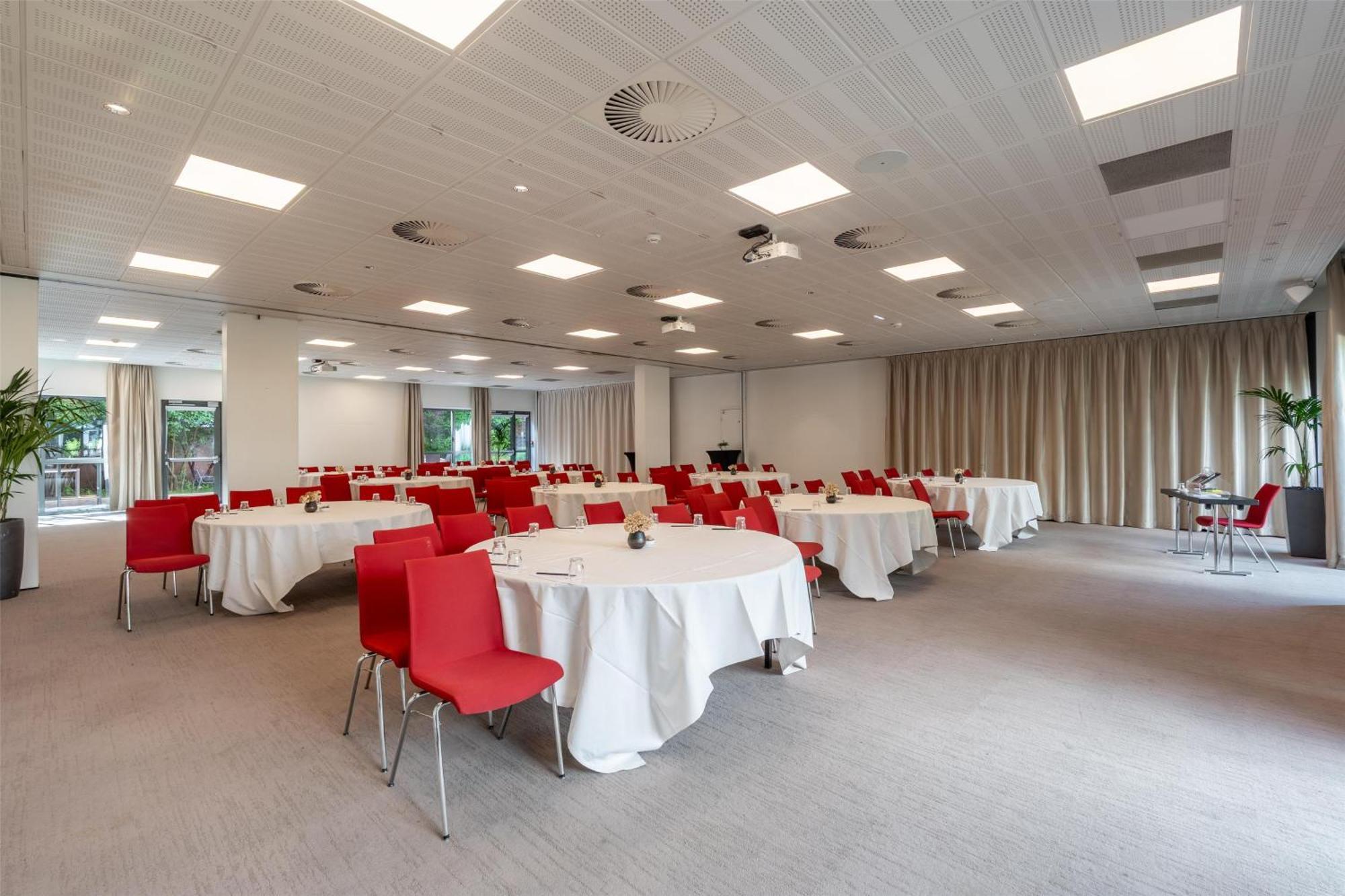 Radisson Blu Hotel, Paris Boulogne Ngoại thất bức ảnh